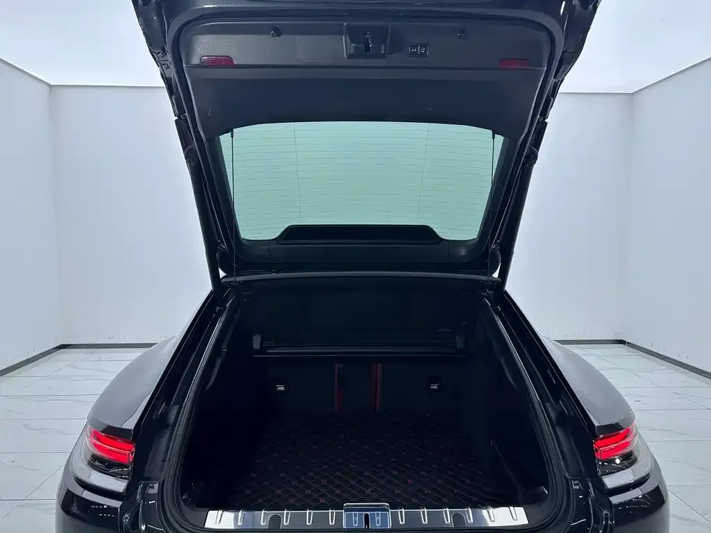 Porsche Panamera 2022 из CN, фото 6