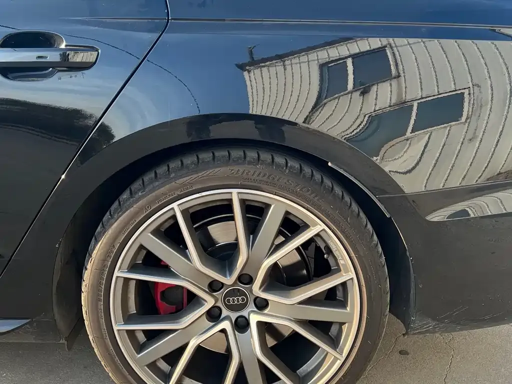 Audi S4 2023 из CN, фото 5