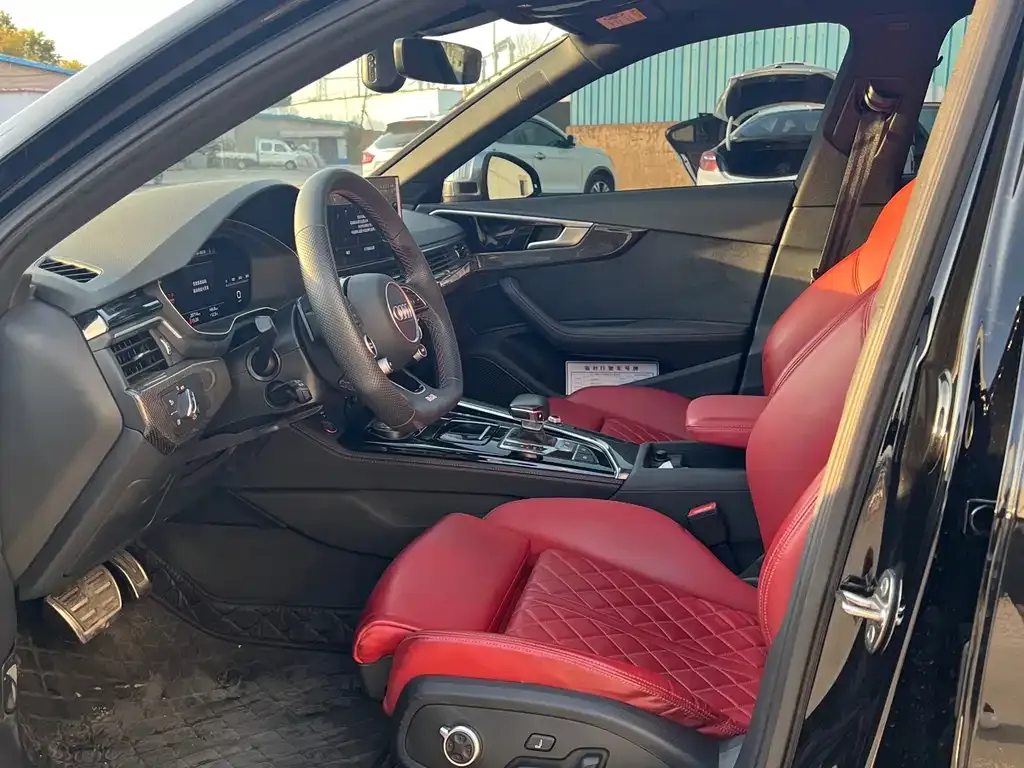 Audi S4 2023 из CN, фото 8