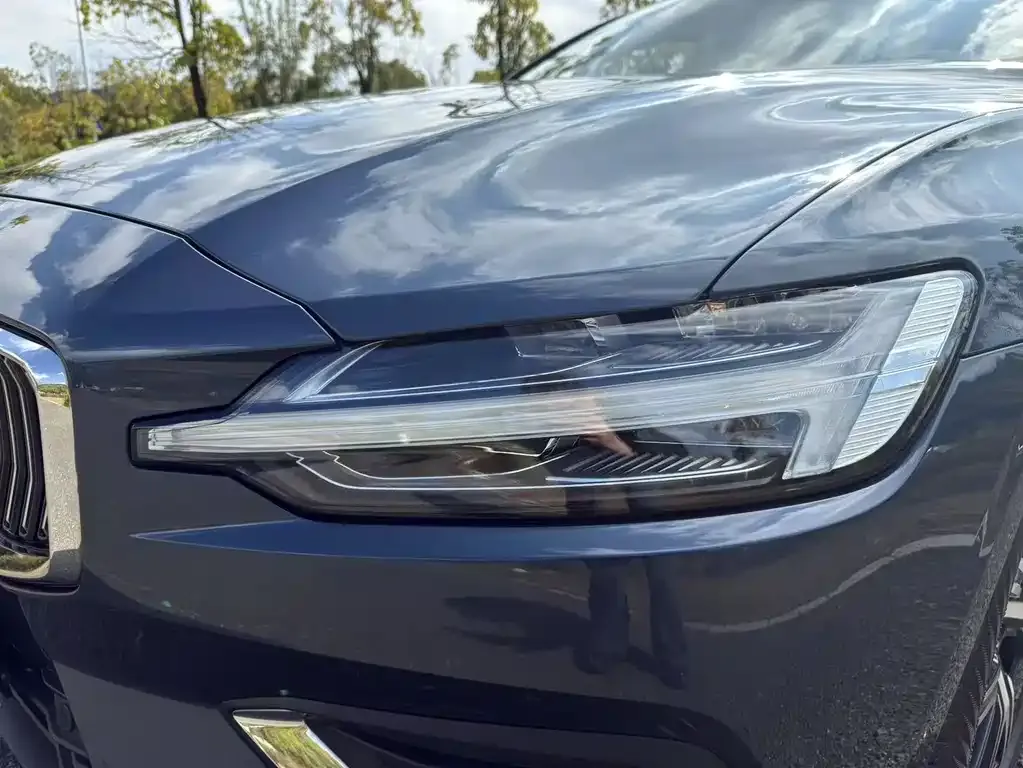 Volvo S60 2023 из CN, фото 10