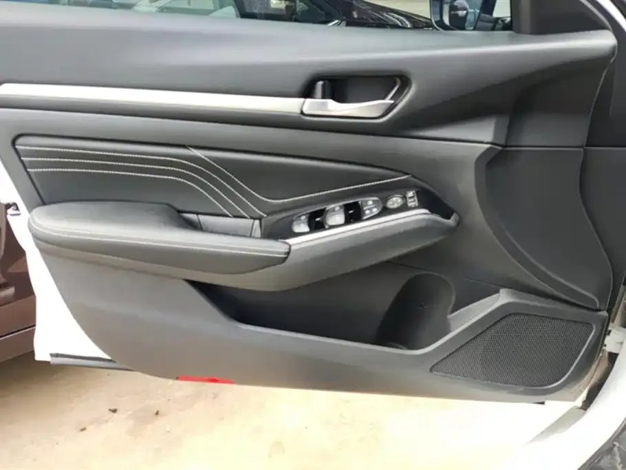 Nissan Teana 2024 из CN, фото 7