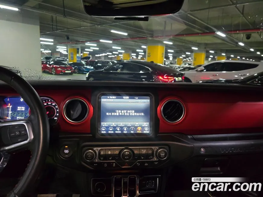 Jeep Wrangler 2022 из KR, фото 8