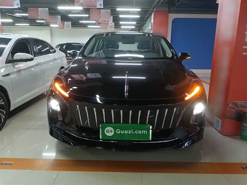Hongqi E-QM5 2025 из CN, фото 3