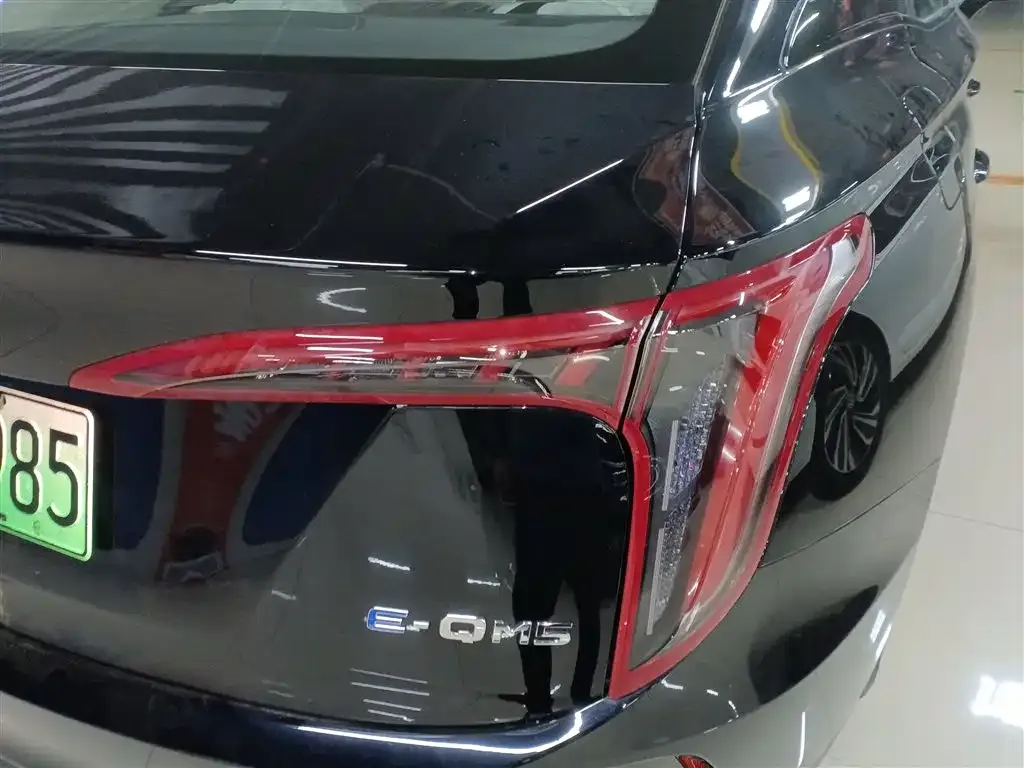 Hongqi E-QM5 2025 из CN, фото 8