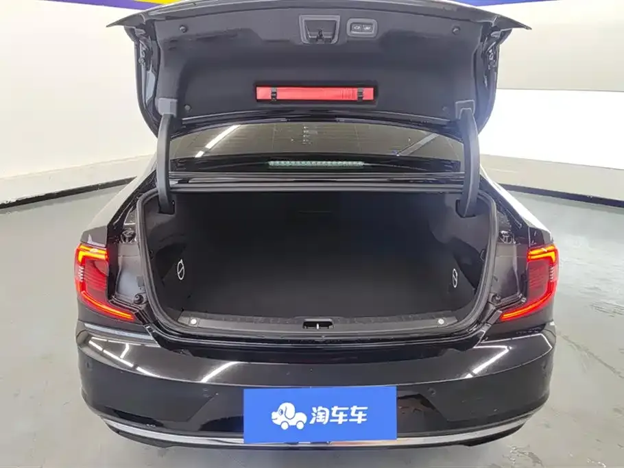 Volvo S90 2022 из CN, фото 4