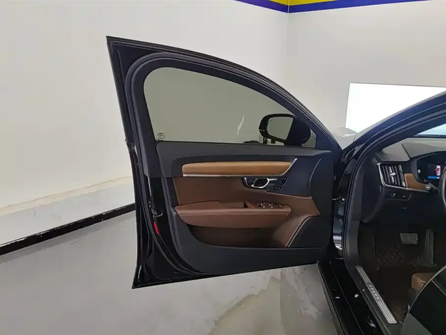 Volvo S90 2022 из CN, фото 7