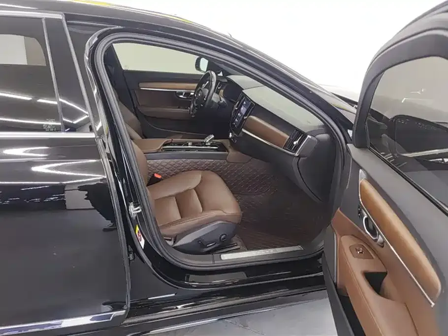 Volvo S90 2022 из CN, фото 8