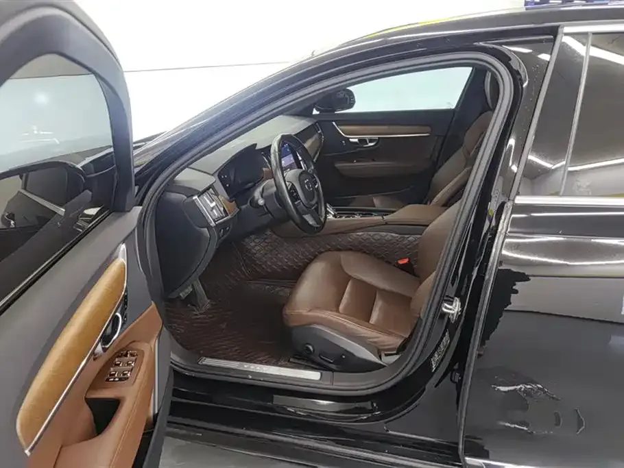 Volvo S90 2022 из CN, фото 9