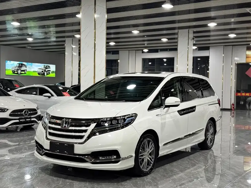 Honda Elysion 2021 из CN, фото 1