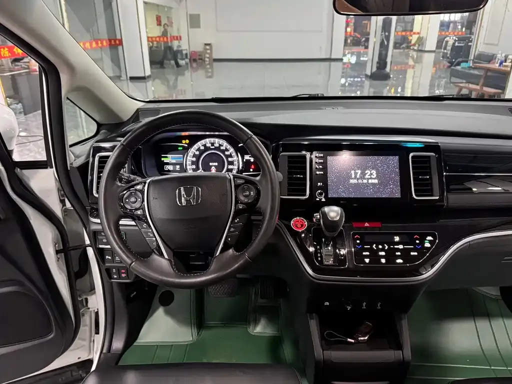 Honda Elysion 2021 из CN, фото 10
