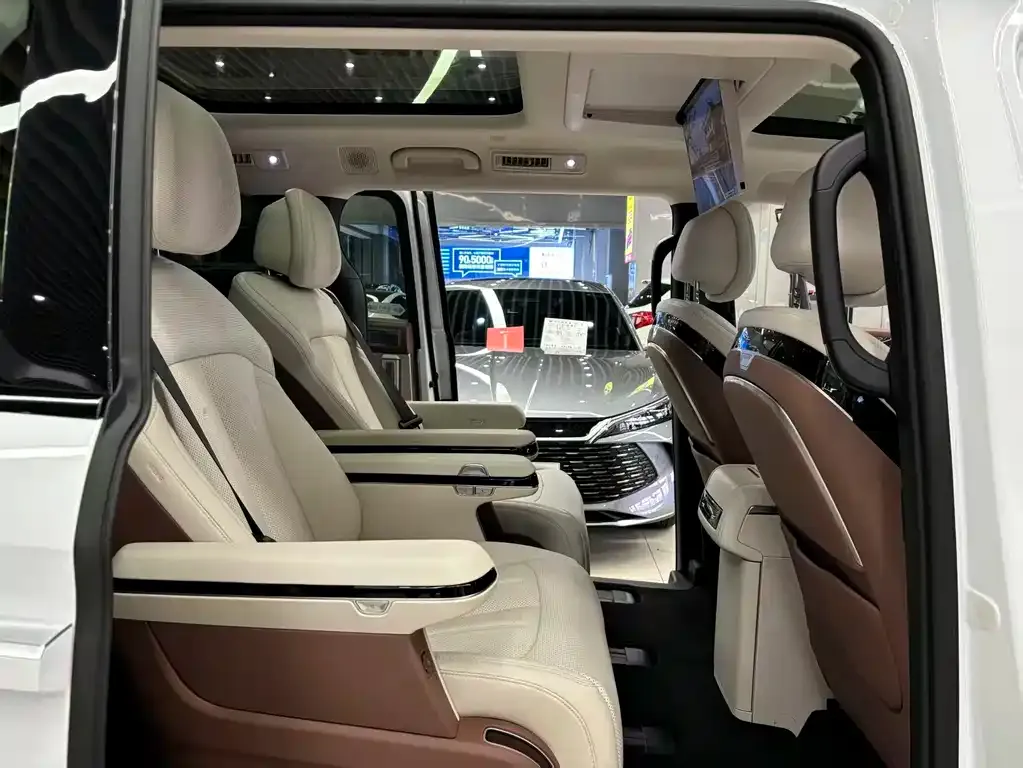 BYD Xia 2025 из CN, фото 10