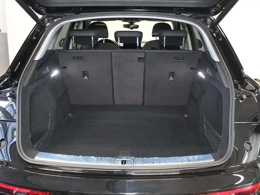Audi Q5L 2023 из CN, фото 7