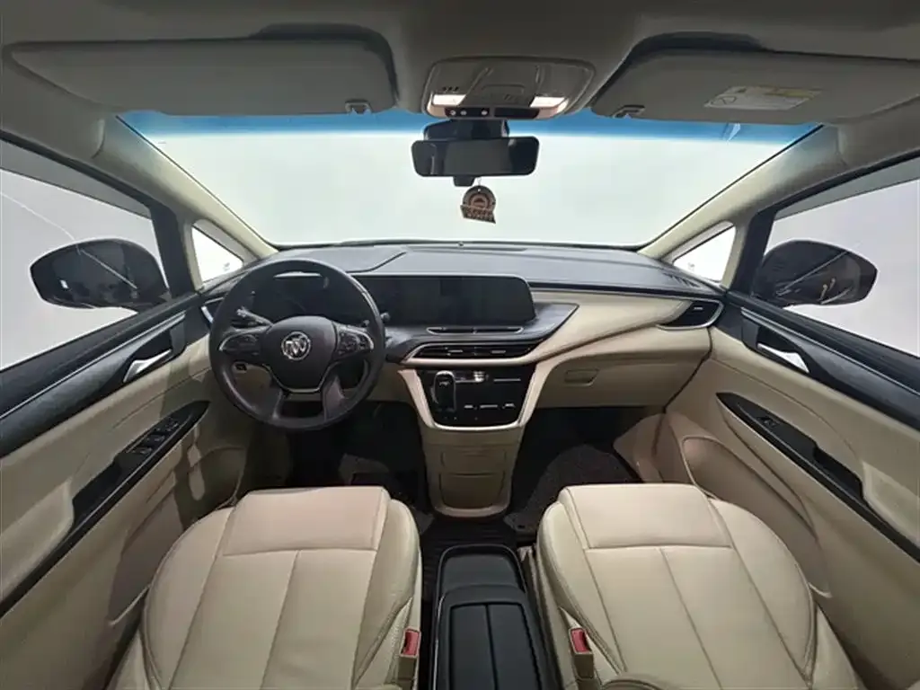 Buick GL8 2022 из CN, фото 10