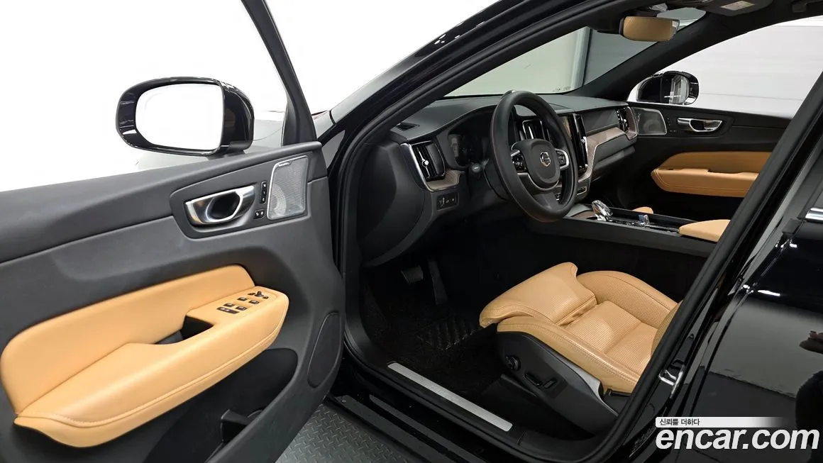 Volvo XC60 2021 из KR, фото 10