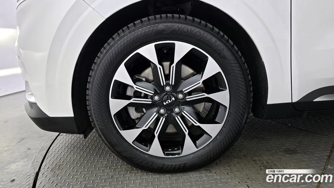 Kia Carnival 2022 из KR, фото 5