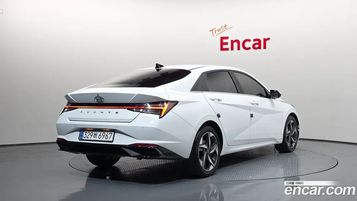 Hyundai AVANTE 2021 из KR, фото 2