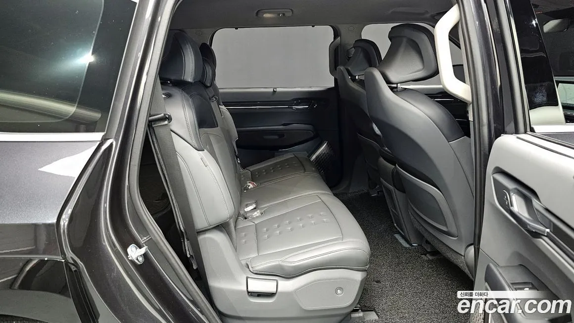 Kia EV9 2024 из KR, фото 10