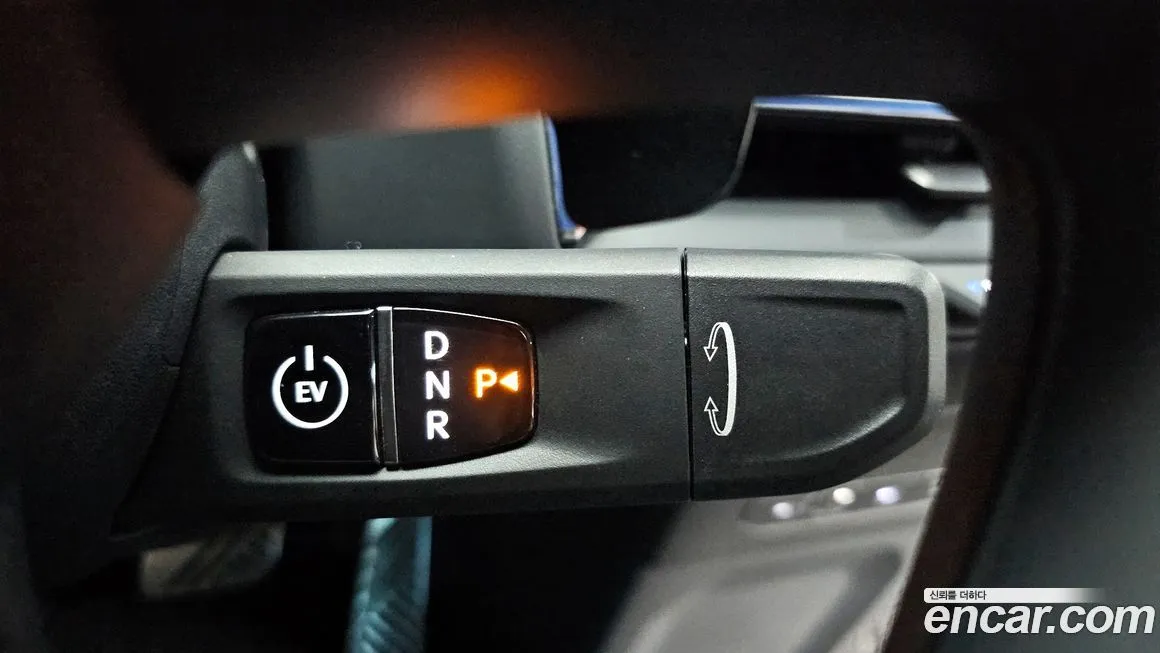 Kia EV9 2024 из KR, фото 9