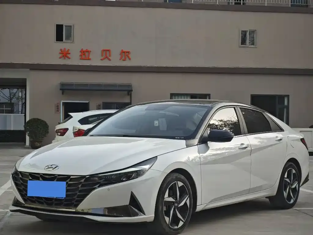 Hyundai Elantra 2021 из CN, фото 1
