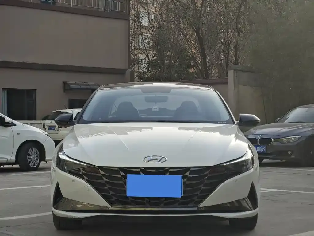 Hyundai Elantra 2021 из CN, фото 2