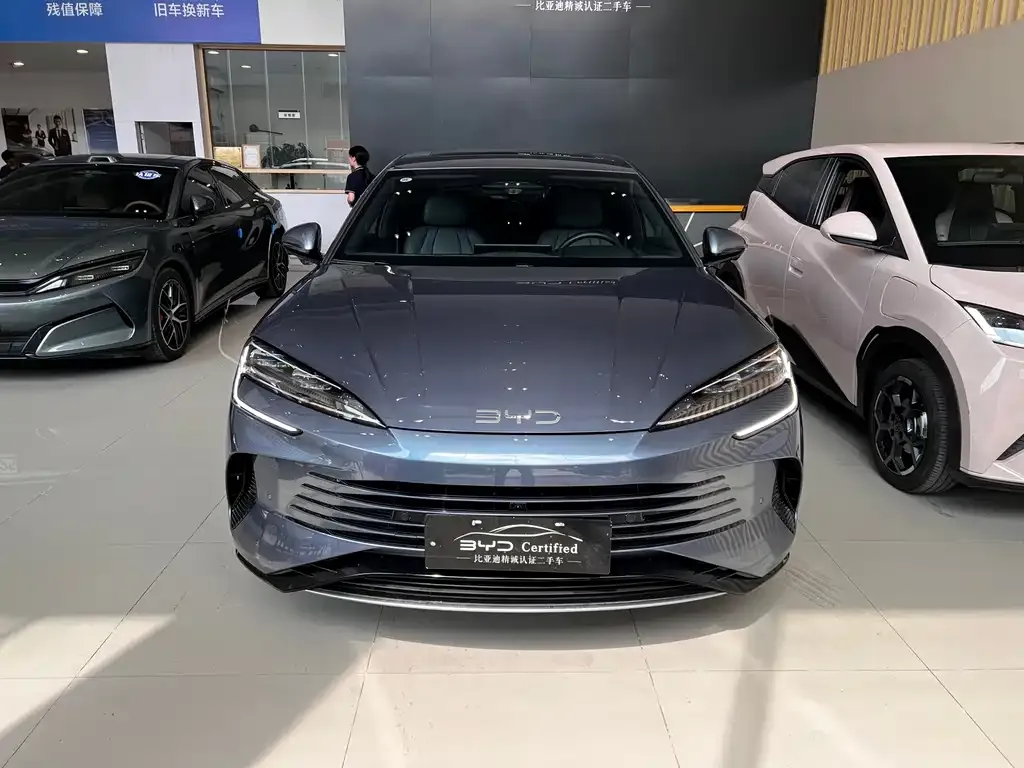 BYD Seal 07 DM-i 2025 из CN, фото 2
