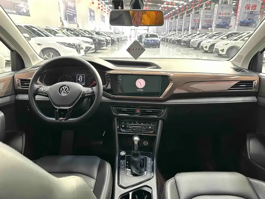 Volkswagen Tharu 2022 из CN, фото 6