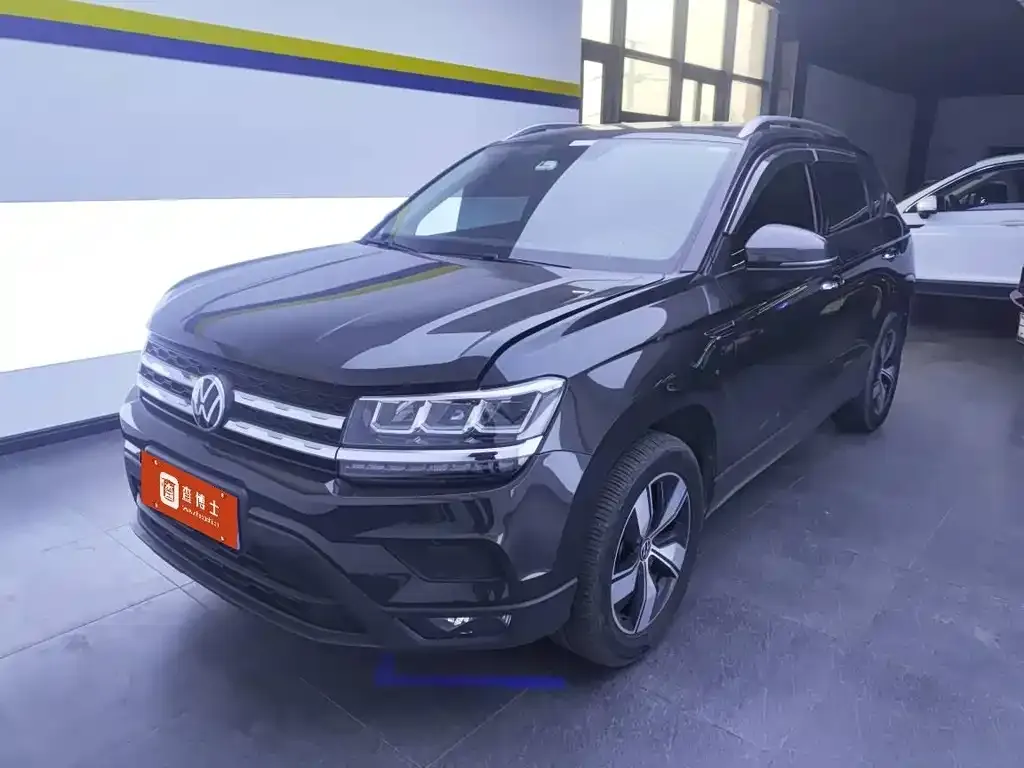 Volkswagen Tharu — фото 1
