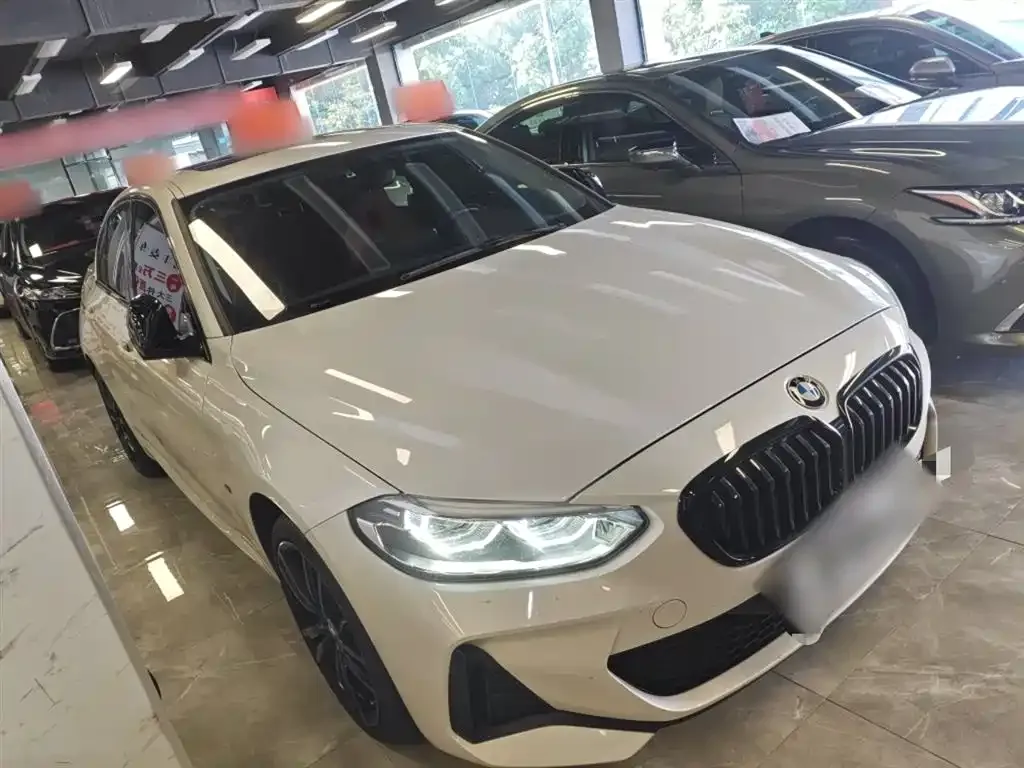 BMW 1 Series 2021 из CN, фото 4