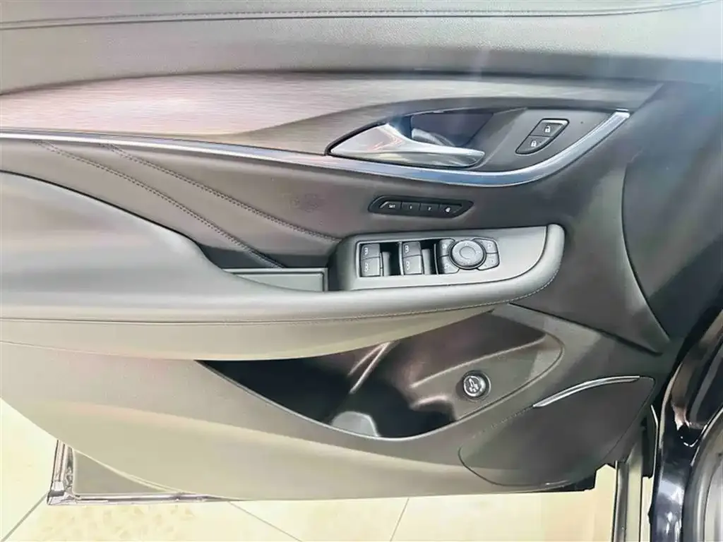 Buick Enclave 2022 из CN, фото 6
