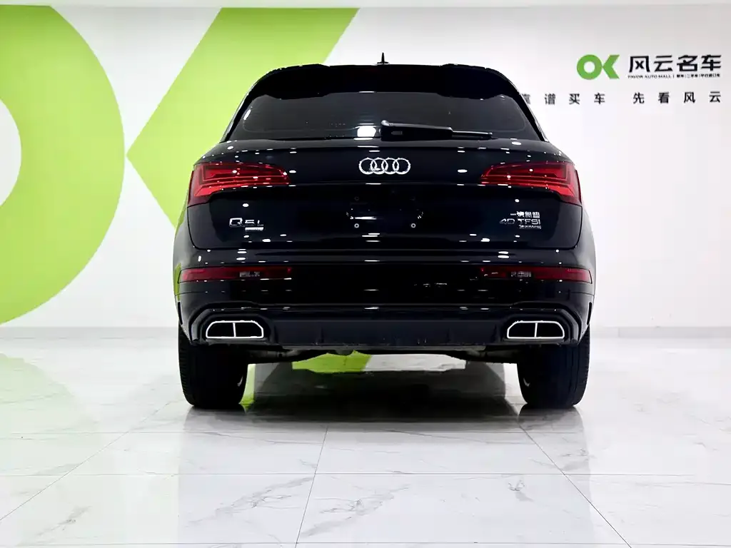 Audi Q5L — фото 5