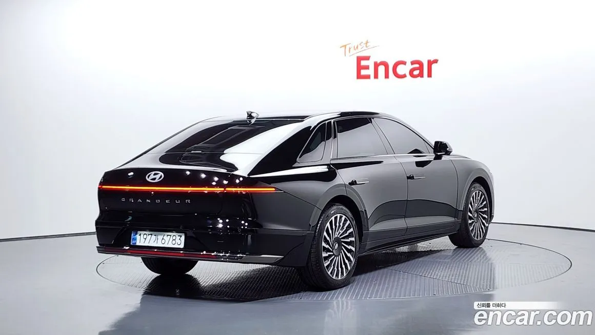 Hyundai Grandeur 2025 из KR, фото 2