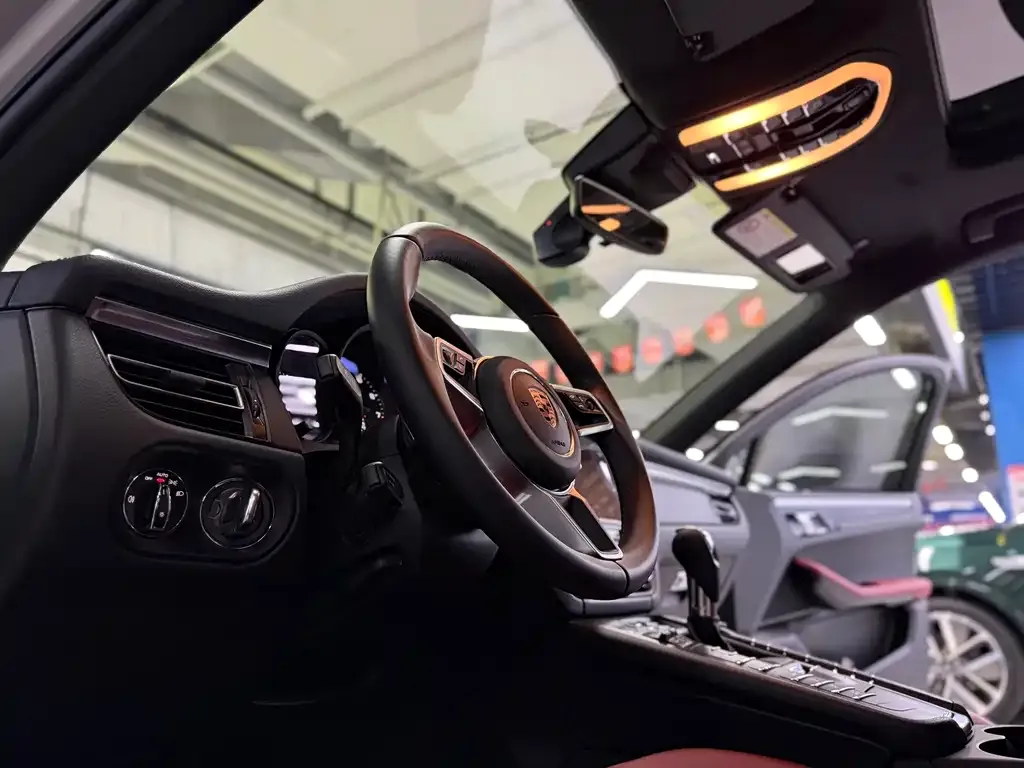 Porsche Macan 2021 из CN, фото 10