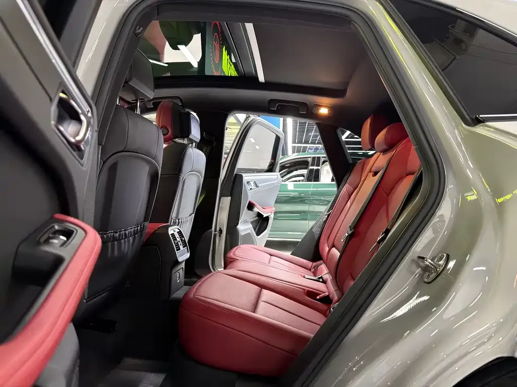 Porsche Macan 2021 из CN, фото 9