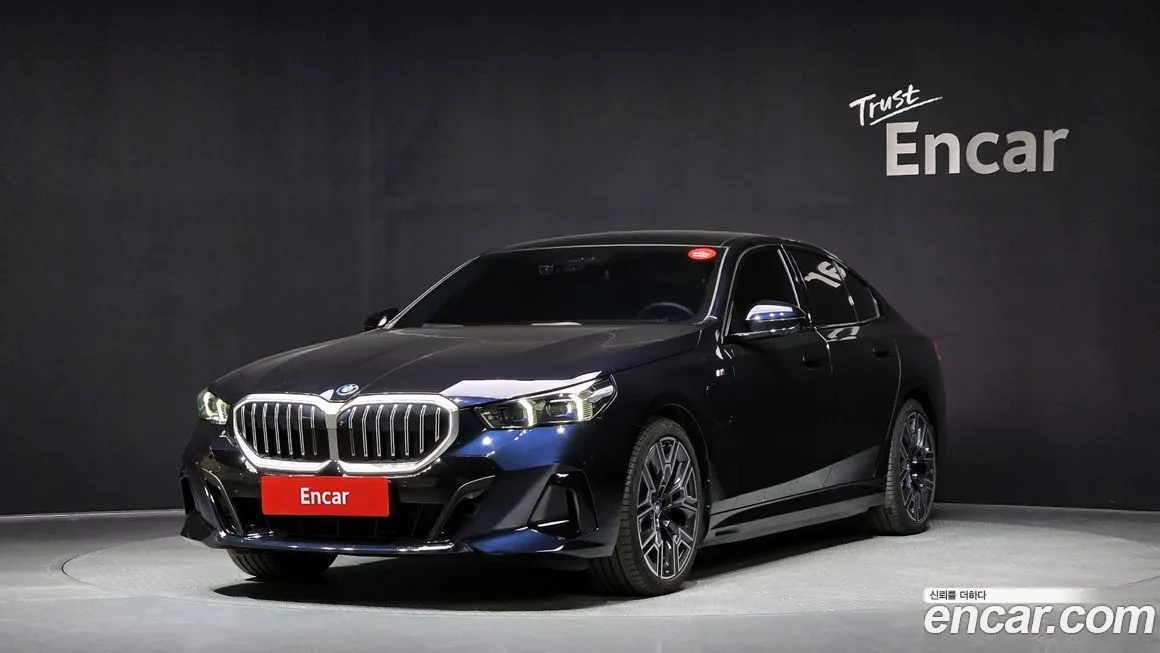 BMW 5-Series 2024 из KR, фото 1