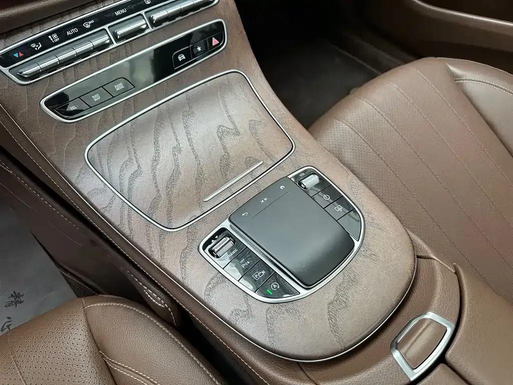 Mercedes-Benz E-Class 2022 из CN, фото 10