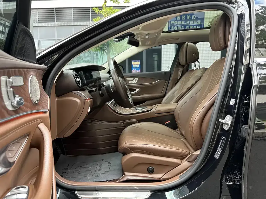 Mercedes-Benz E-Class 2022 из CN, фото 4
