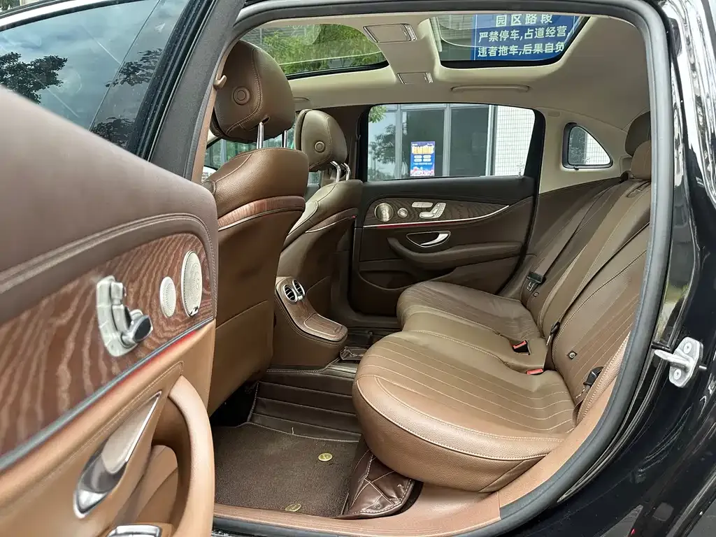 Mercedes-Benz E-Class 2022 из CN, фото 5