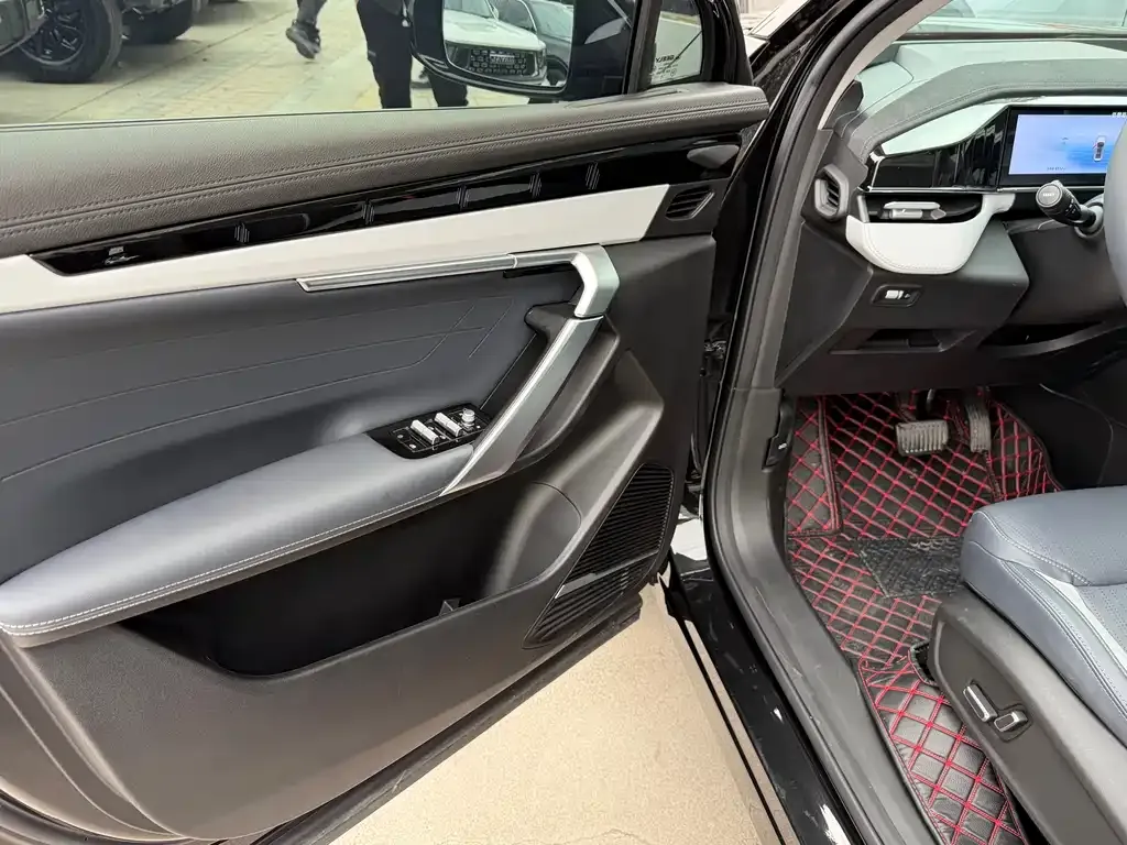 Geely Boyue L 2024 из CN, фото 5