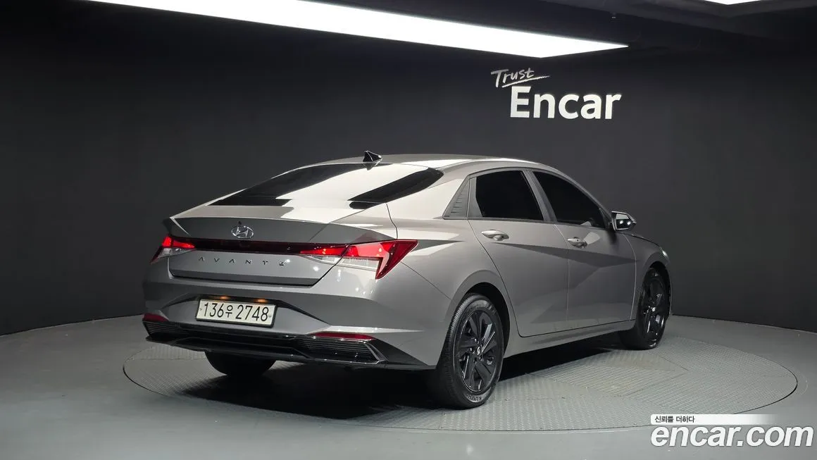 Hyundai AVANTE 2021 из KR, фото 2