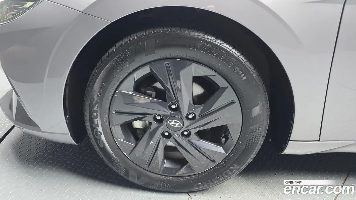 Hyundai AVANTE 2021 из KR, фото 5