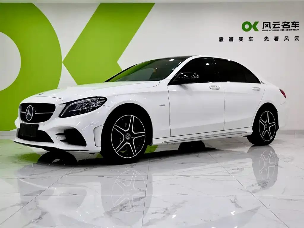Mercedes-Benz C-Class — фото 1