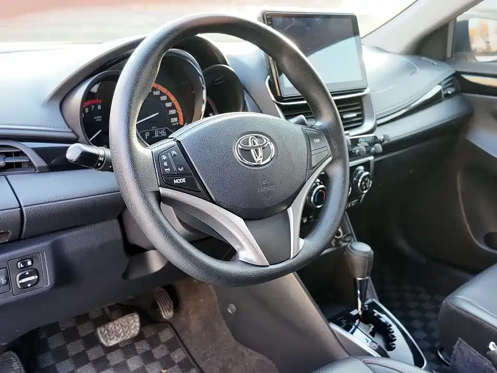 Toyota Yaris L 2022 из CN, фото 10