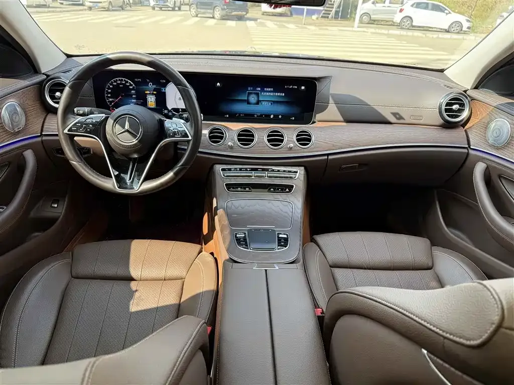 Mercedes-Benz E-Class 2022 из CN, фото 4