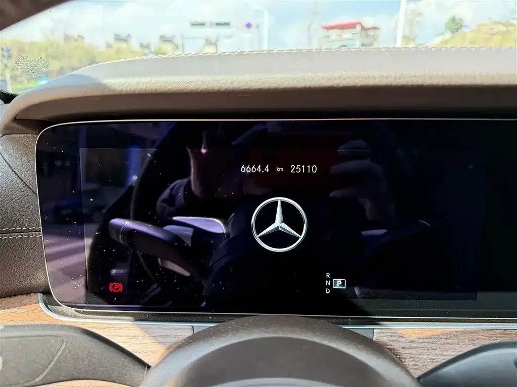 Mercedes-Benz E-Class 2022 из CN, фото 6