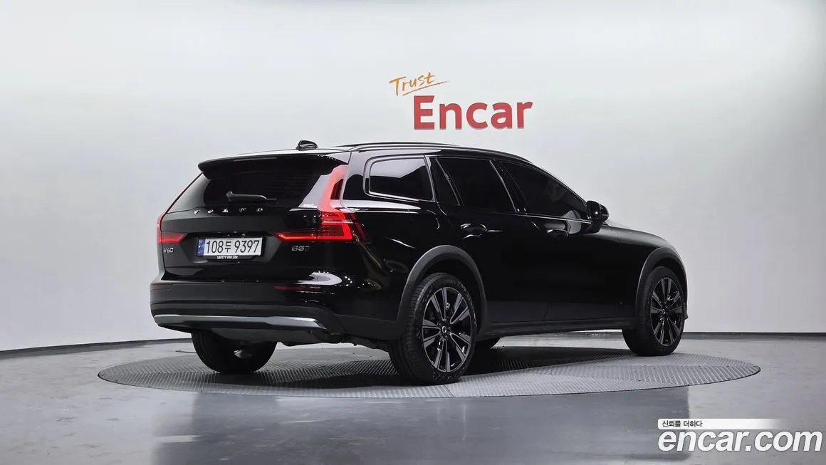 Volvo V60 2024 из KR, фото 2