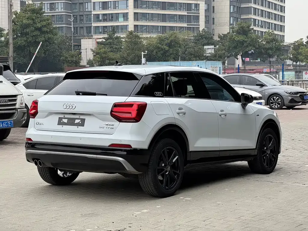 Audi Q2L 2021 из CN, фото 6