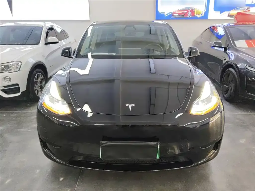 Tesla Model Y 2022 из CN, фото 3