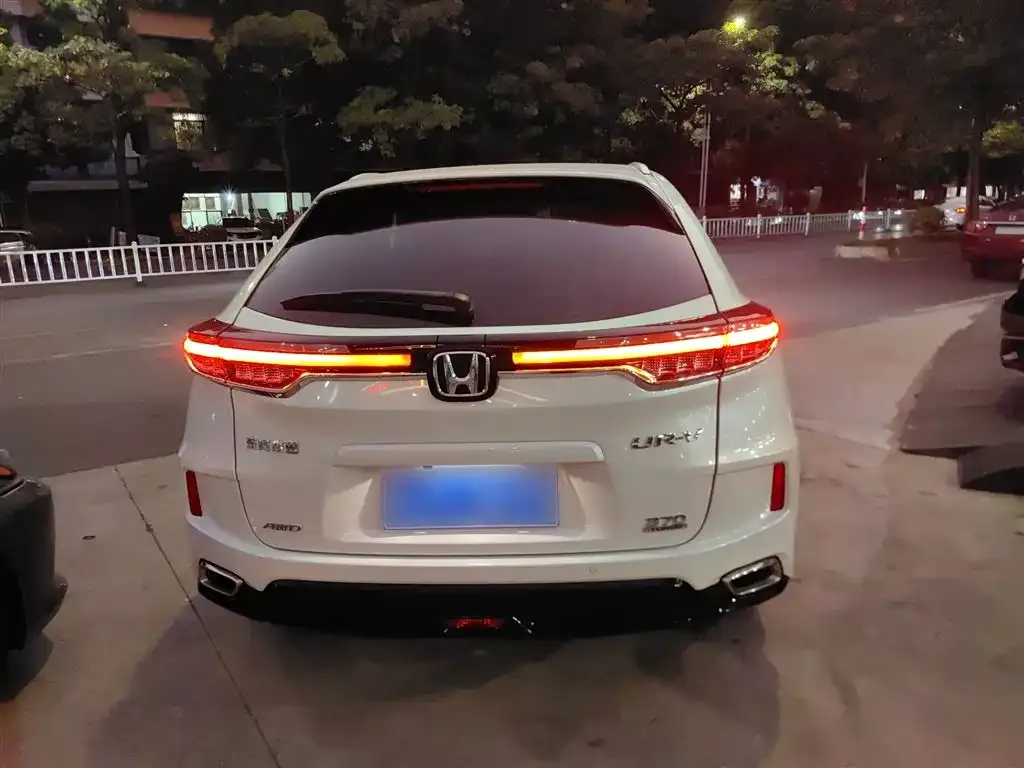 Honda UR-V — фото 6