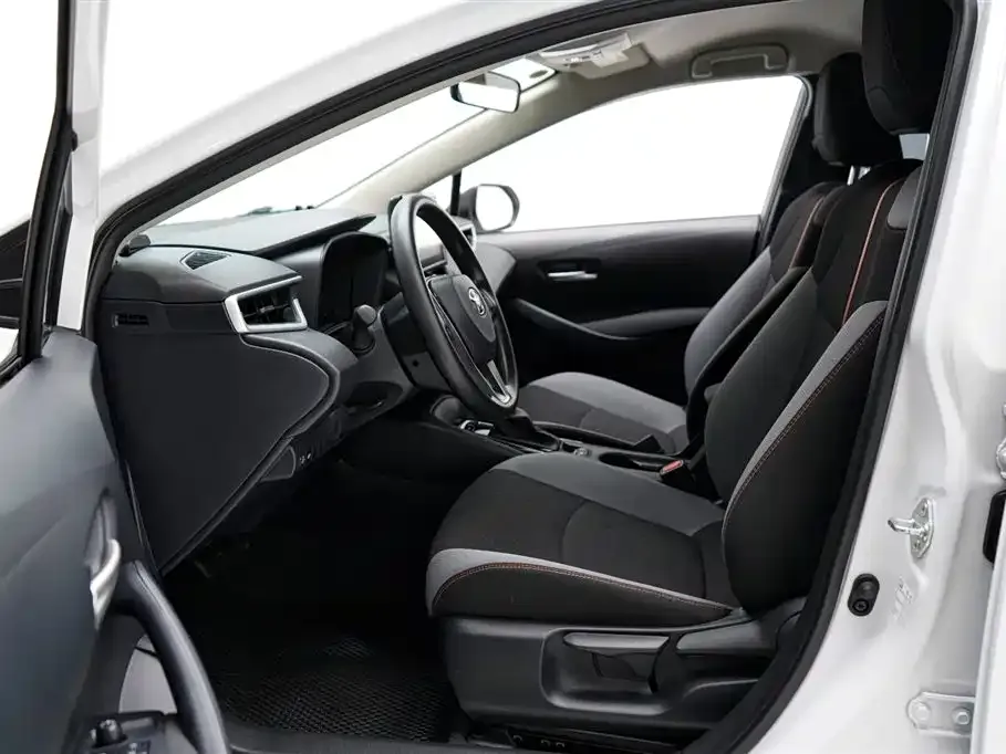 Toyota Corolla 2024 из CN, фото 5