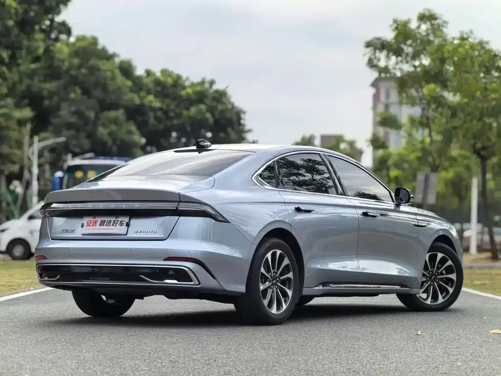 Lincoln Z 2023 из CN, фото 3
